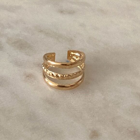 No Brand Jewelry - Ear cuff
